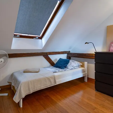 Magnificent Two-story Loft Lägenhet *